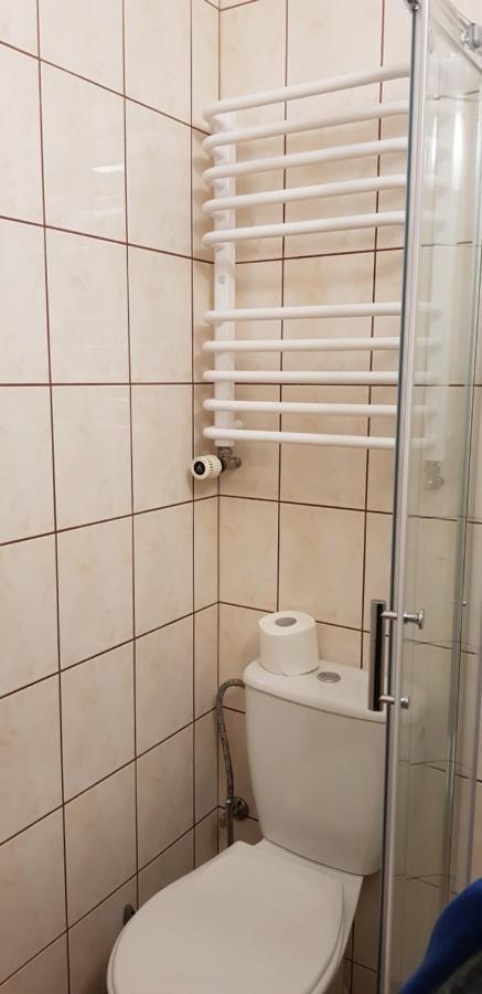 Hotel Wynajem Pokoi à Kołobrzeg Extérieur photo