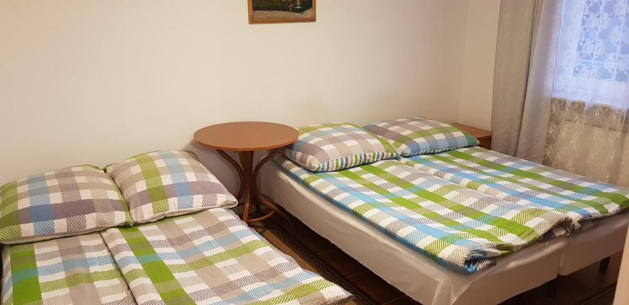 Hotel Wynajem Pokoi à Kołobrzeg Extérieur photo